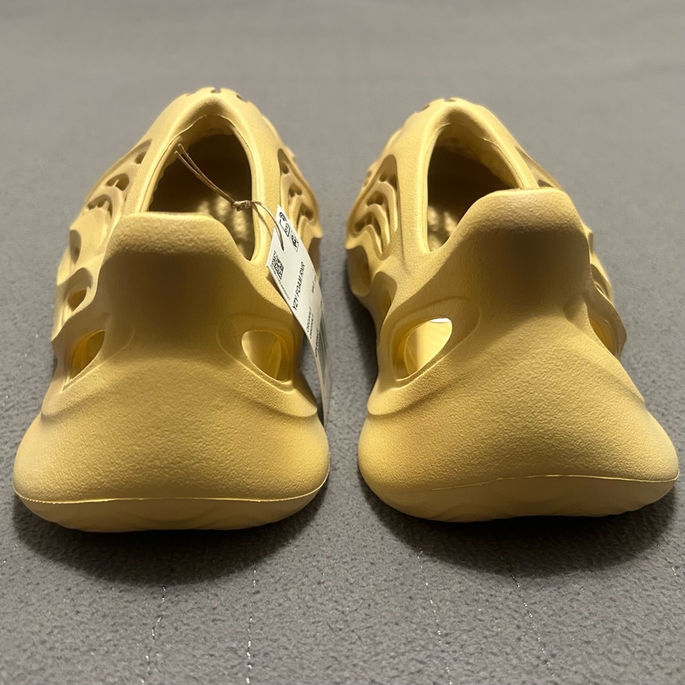 Adidas Yeezy Foam RNR Runner Desert Sand 2023 YZY Authentic GV6843 Size 7 New - Picture 6 of 10